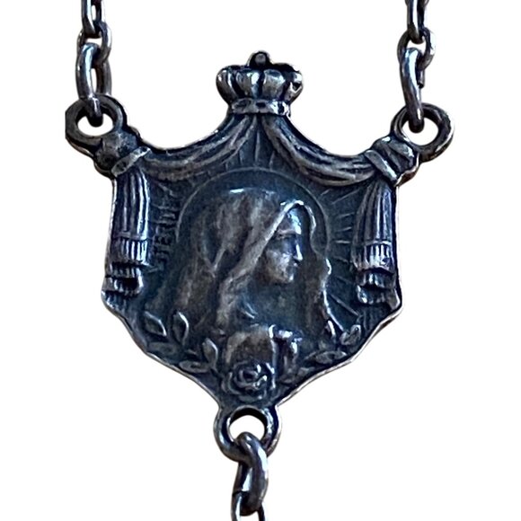 Vintage Sterling Silver Catholic Rosary With Crucifix & Virgin Mary Centerpiece - Picture 5 of 15